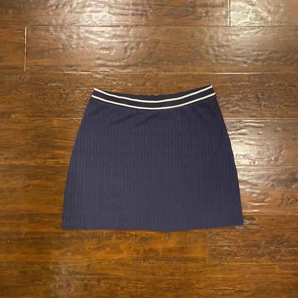 H&M Divided Braided Navy Blue Mini Skirt Size Small - Picture 2 of 5